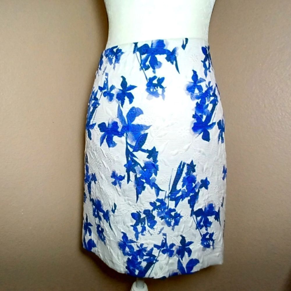 W by Worth floral pencil skirt Size 4